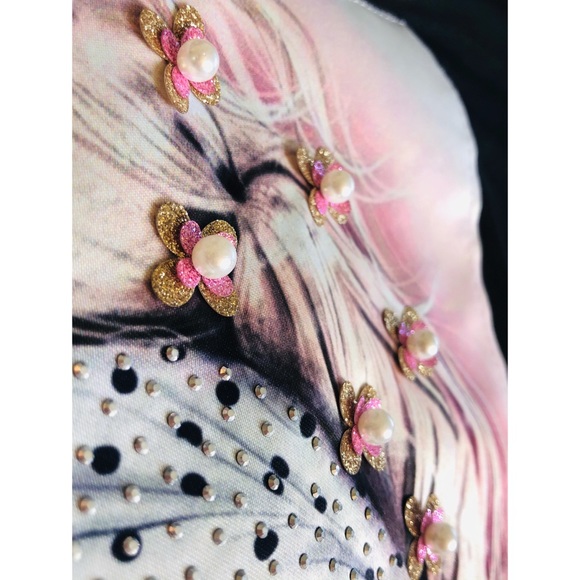 Embellished Graphic Mesh Crop Top Hoodie w/ 3D Raised Detailing. - Picture 7 of 10